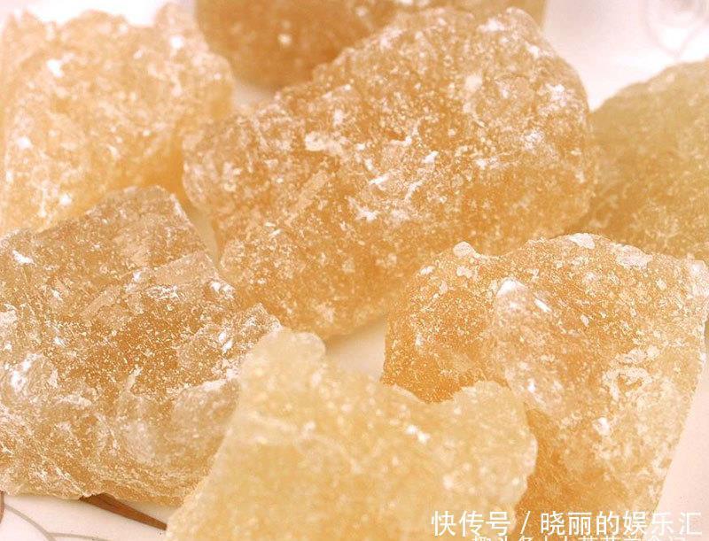 超市|买冰糖时,选白冰糖还是黄冰糖?超市员工:这种“假冰糖”可别买