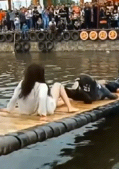 |搞笑GIF:高手往往都败在意想不到