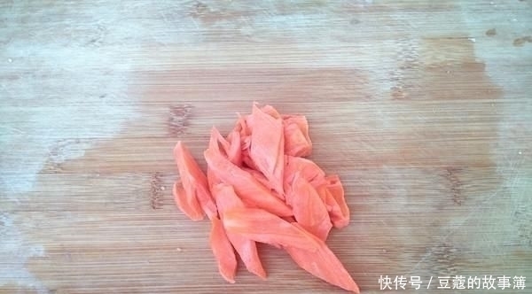 土豆和它一起吃是“天然泻药”,清肠排毒,皮肤白皙不长痘!