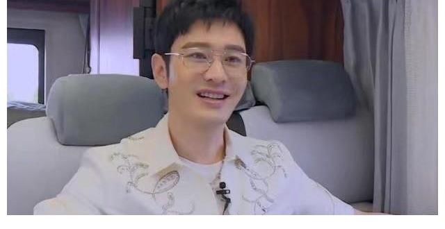 周也|谢谢你龚俊,让我对《中餐厅》还有一丝丝执念