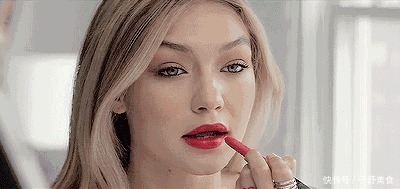 唇线|涂口红时少“勾”一下,再贵的口红涂出来也不好看