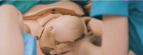 分娩|顺产生娃是怎么“生”的一组图带你看清整个过程,母爱真伟大