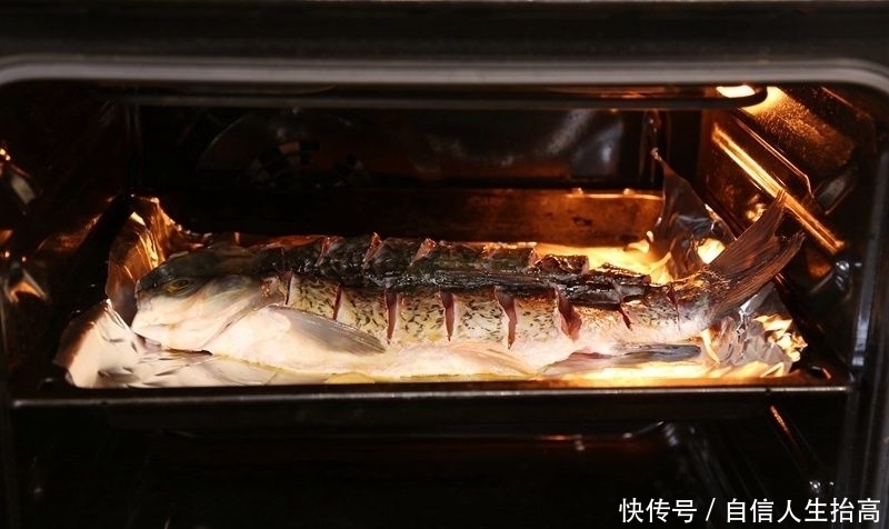 天热,来一道重口味开胃大菜,配上小酒,太解馋了,九分正宗做法