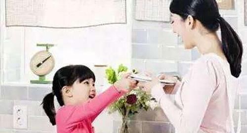 小红花|“我家孩子从不做家务”家长做到这五点,他会成为家务好帮手