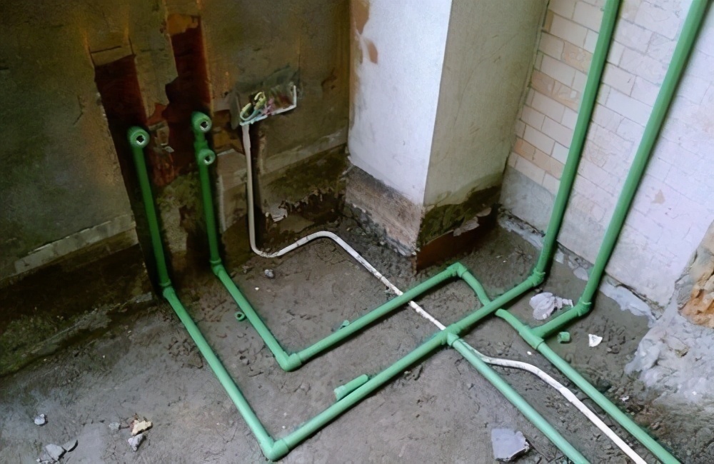 热水器|家里水管万万不要这样安装,好多人都不听劝,入住才知有多不实用