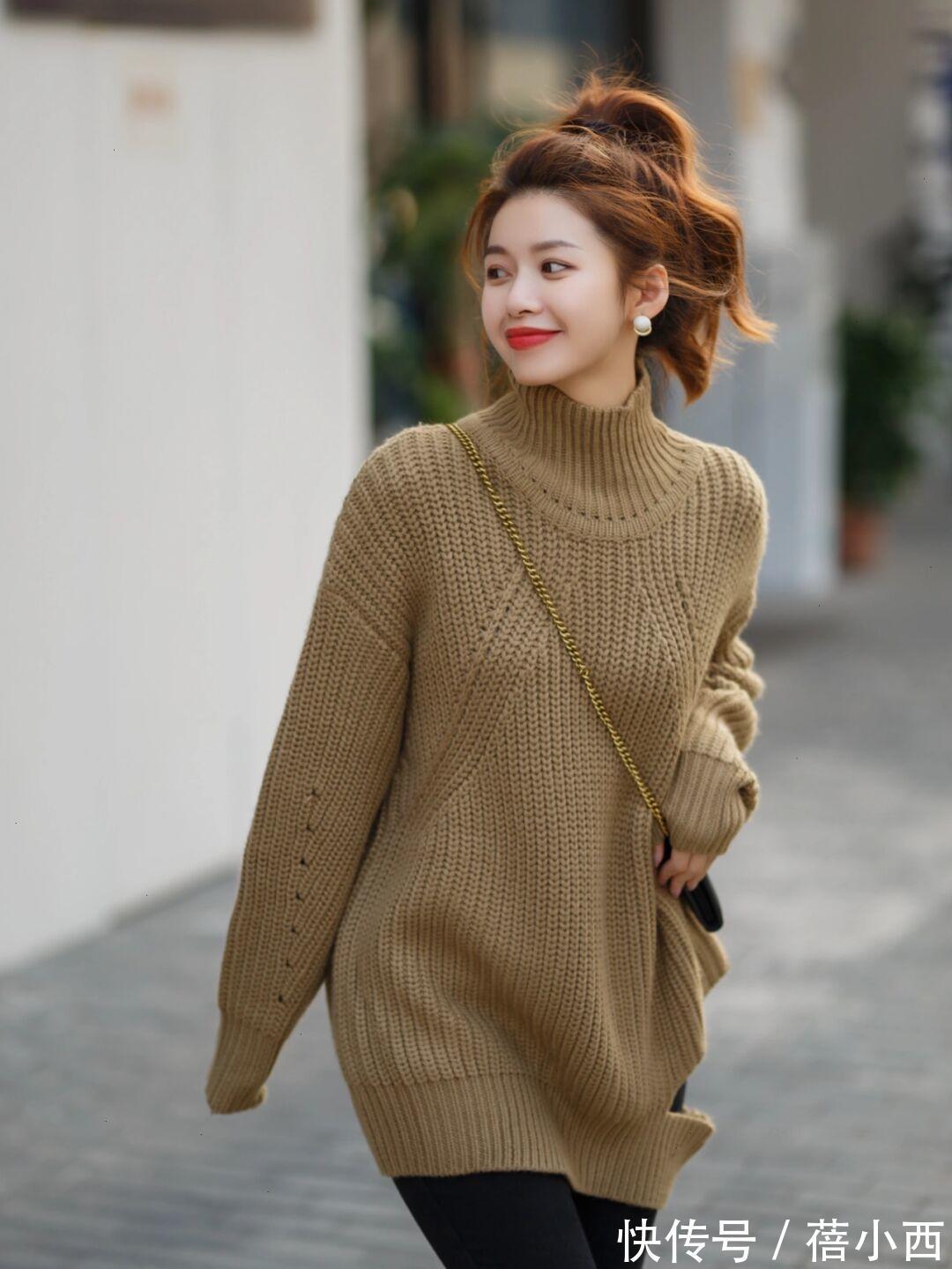 阔腿裤|今年流行“毛衣+裤子”,搭配小黑裤、牛仔裤、阔腿裤保暖又时髦