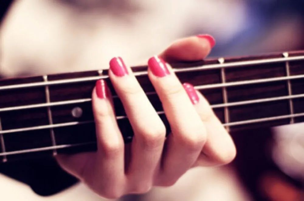 天涯!指尖微凉的记忆,如你留下爱的种子