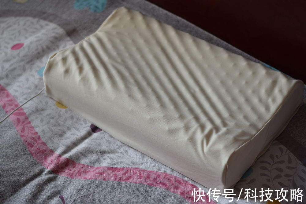 浅度睡眠|8H智能助眠天然乳胶枕体验：监测心率与呼吸，还能打鼾干预