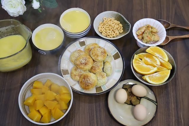  味道|七点钟做好小学生的早餐，营养齐全味道好，邻居：还缺孩子吗？