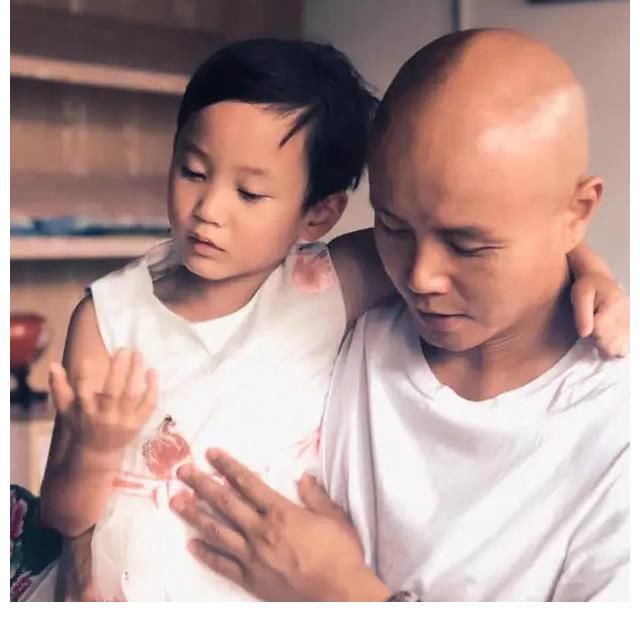 节目组|因《非诚勿扰》爆火的乐嘉，为什么突然消失？他到底经历了什么？