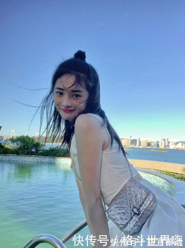 樱桃头|“丸子头”早就过时了!今年开始流行“樱桃头”,8成女生都适合