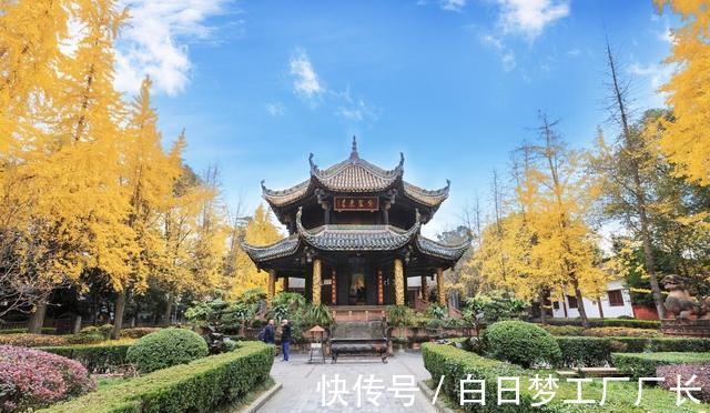 聊斋故事$聊斋故事:两个富家子弟轻视穷道士,被道士捉弄