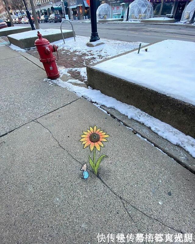 密歇根州!他用粉笔在街边“乱涂乱画”,吸引了百万粉丝,网友:能多来点吗