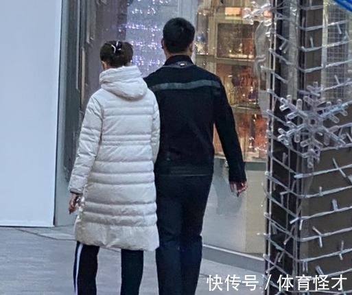 美好的生活|退役后大满贯丁宁久违亮相!一身西服气质十足,曝结婚日期已定