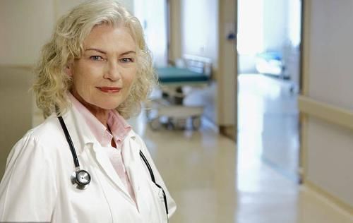 盆腔积液|体检查出这4种“疾病”别慌,虽然听上去恐怖,其实可能不用治