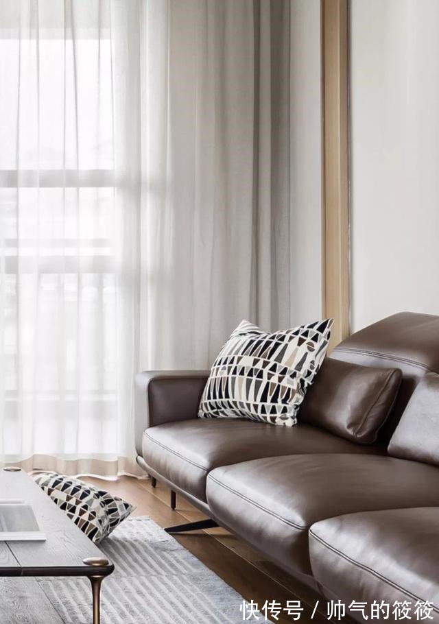 简约|看过她家装修后,我更加认同越简约越高级,这样的家太有气质了