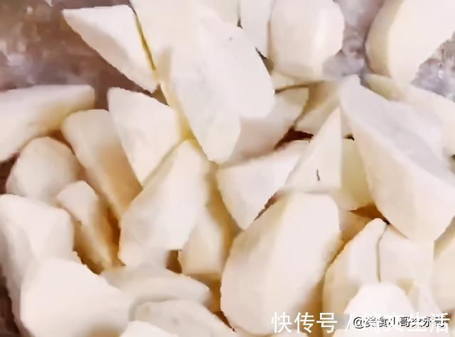 做法|红烧茄子好吃有诀窍，学会这种做法，比饭店厨师做得还好吃