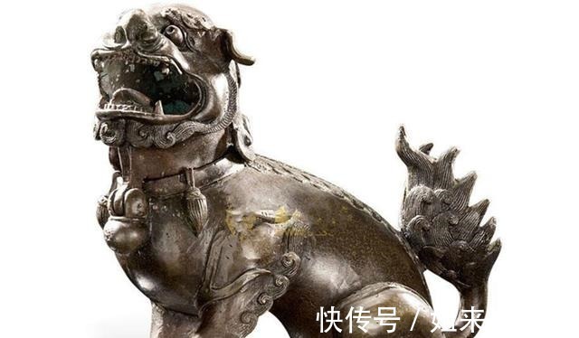 军官$老地主死前留下两枚金锭,老大起贪心全部占据,骗弟弟得一座铜兽!