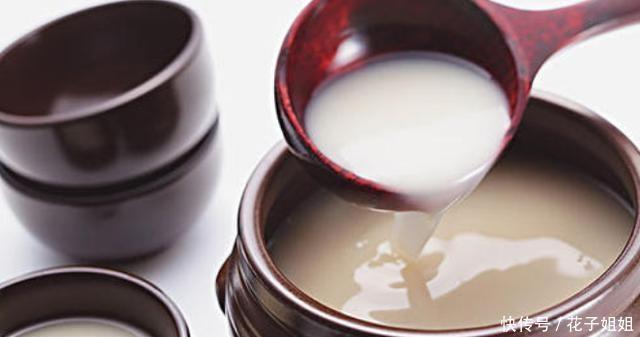 加曲|自制米酒,糯米蒸后,不要直接加曲,再走一步,酒会更浓更甜