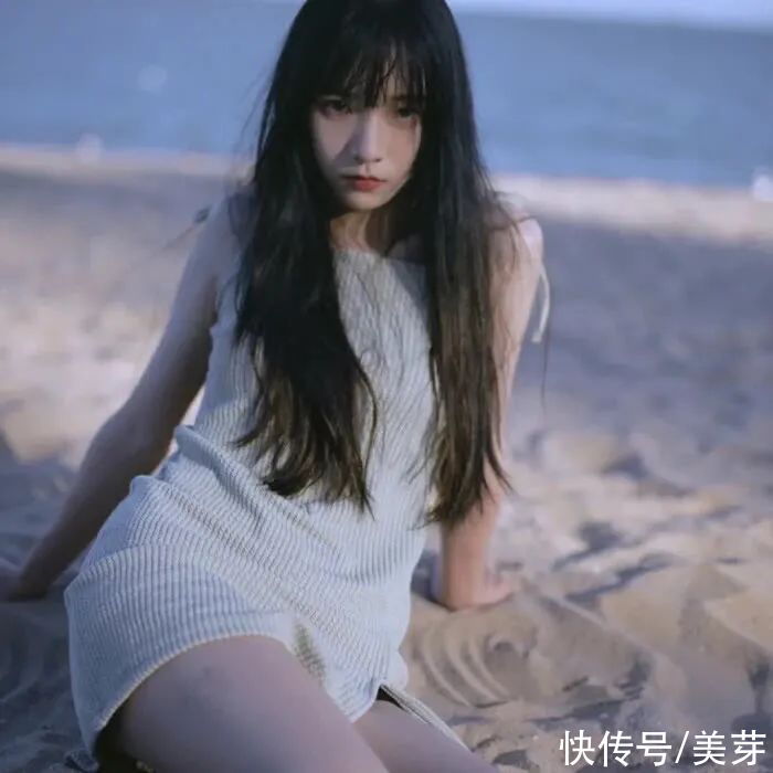 今年的七月是夏日迟迟 树影流动|今日头像 | 树影