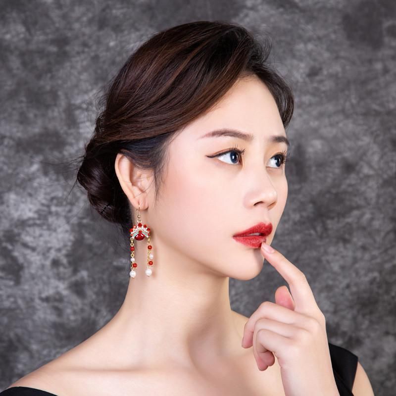 国潮|小姐妹的聚会里如何特立独行艳压群芳?或许这脸谱耳环能帮你