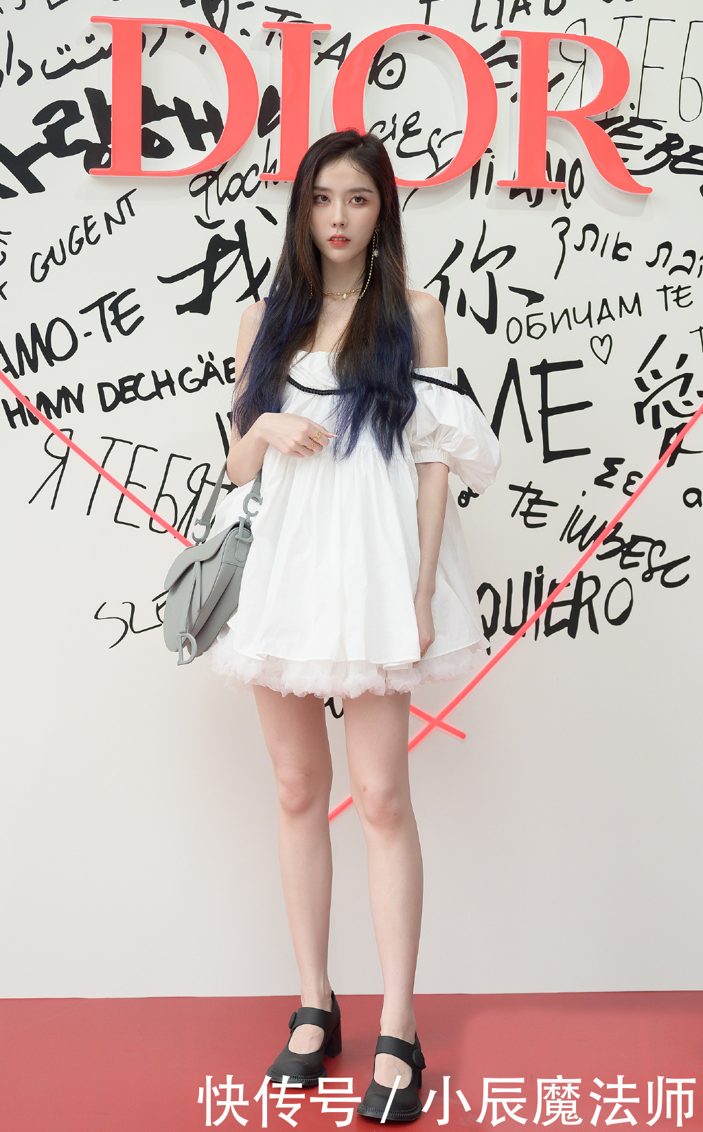 露肩短裙为什么配高跟鞋看完小姐姐的穿搭,你就懂了