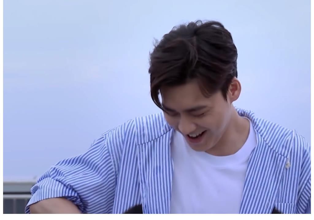 关晓彤|最后的赢家：李易峰捉泥鳅，秦霄贤被困鸡窝！这是什么宝藏综艺？