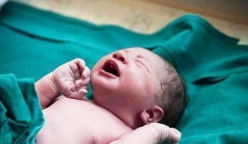 医生|“医生的嘴,骗人的鬼”,为了哄你顺利生娃,医生撒的慌太多了