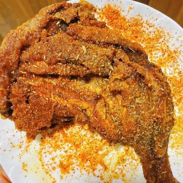 看着流口水？大可不必！六款炸鸡教程教你做出酥香多汁的美味炸鸡