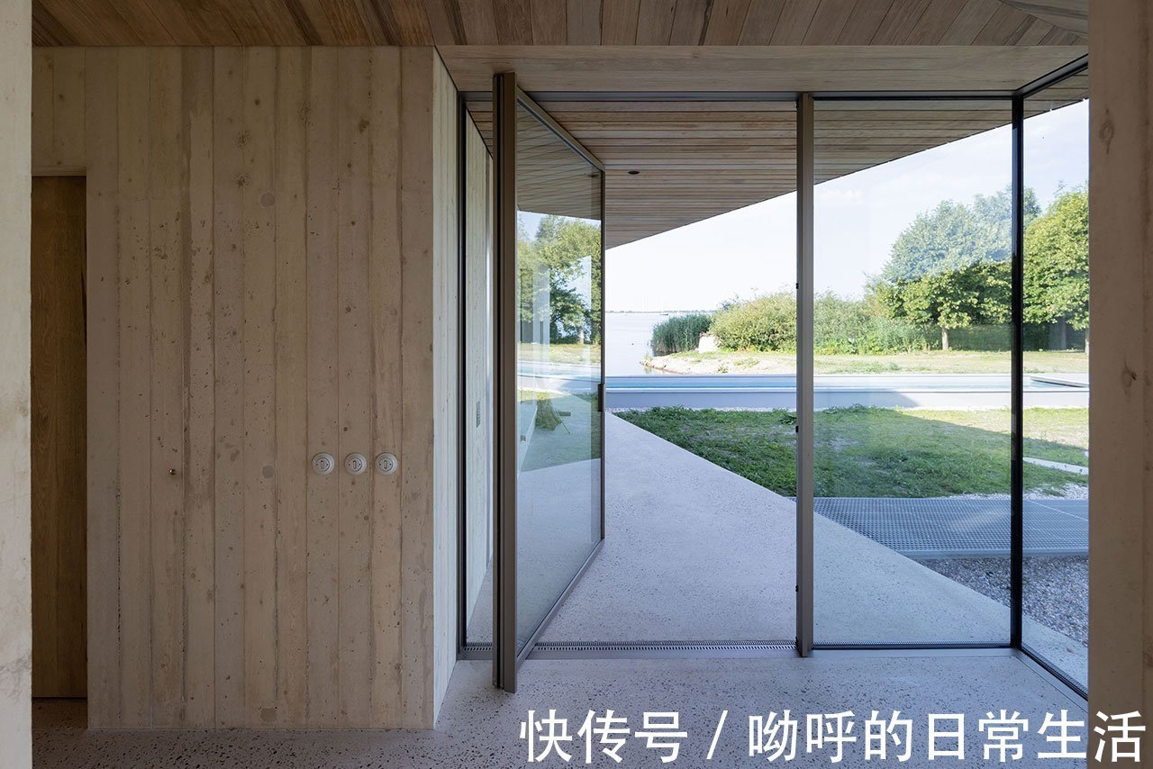 混凝土|2021年BNA最佳建筑奖:德科特·范·沙伊克设计极简主义住宅