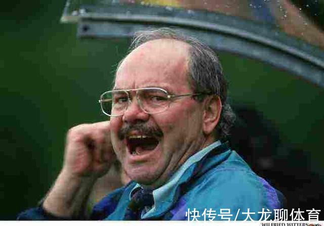 40强赛|李铁离开已成定局，国足的选帅不要再折腾，同样的错误不要再犯了