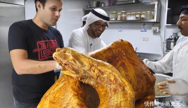 迪拜有钱人聚会吃什么鱼子酱只是开胃菜,贫穷限制了我的想象