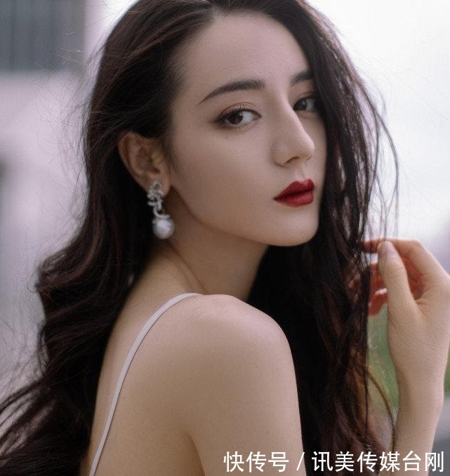 双眼皮|眼睛有3个特点的女生,拍照不好看还显凶,没有灵气