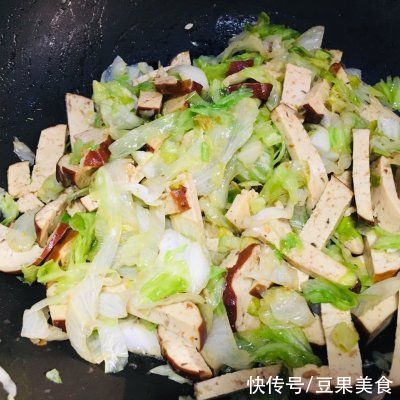  素鸡|素鸡包菜你这么做，好吃到停不下来