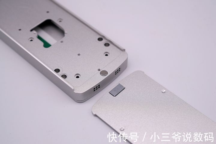 铝合金|Flexmix韧能NVME硬盘盒：模块化、可定制，光速看得见