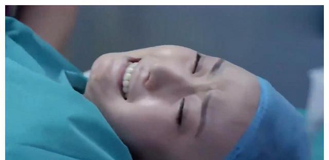 产道|孕妈怎么把那么大的胎宝,从狭窄的产道里生出来?看着都觉得难