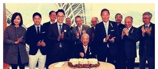 长辈留百亿遗产,却吩咐后代每月只能拿200万,瞬间高兴不起来