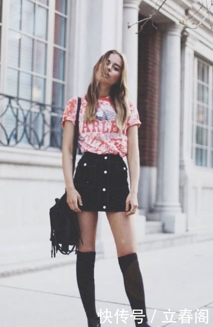 美女|街拍:随意又洒脱的美女,身姿丰腴前卫穿搭总有适合你的!