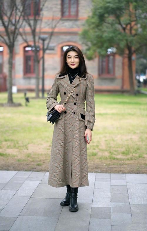 小个子穿大衣“显矮”？下面这几种穿法显高又洋气，一学就会