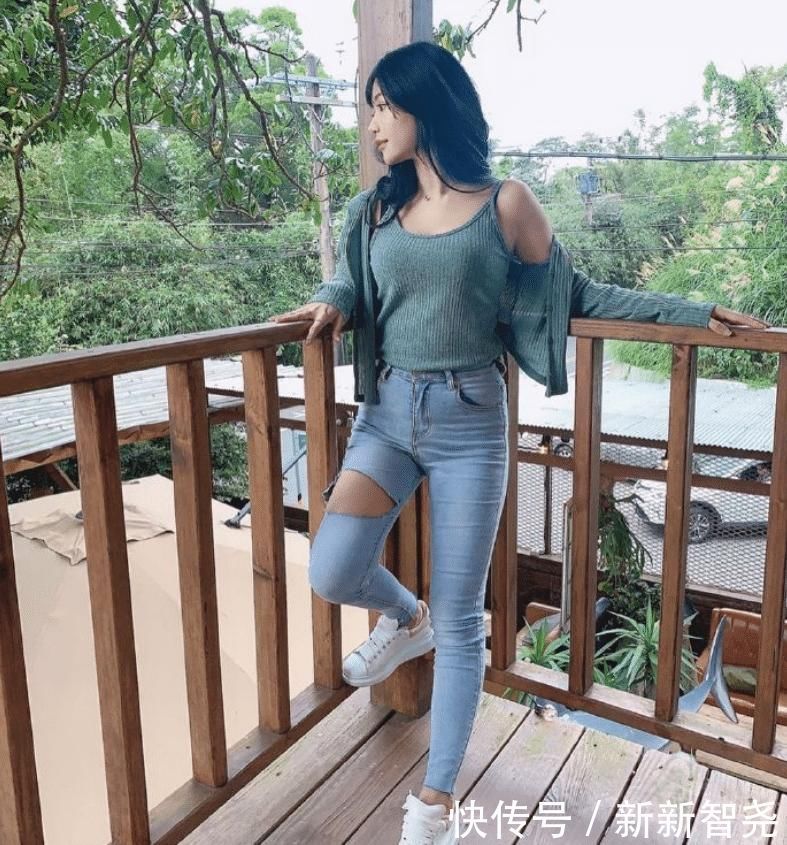 嫌裤子不够透气,在裤子侧面“剪一刀”,透气全靠它?