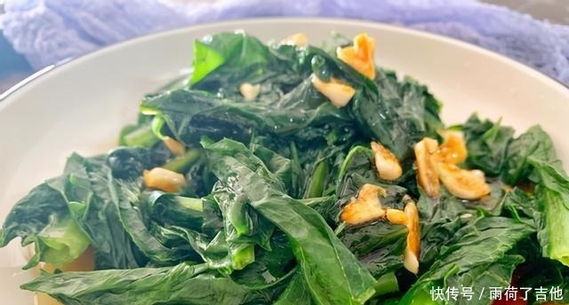 失眠最怕这菜,隔三差五吃一次,镇静安神,一觉睡到大天亮