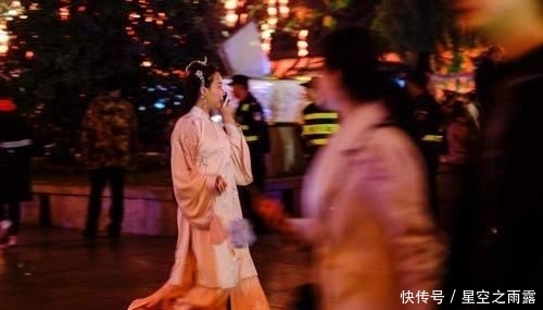 民间俗语:“红到三十绿到老”是什么意思,为何与男人没关系?