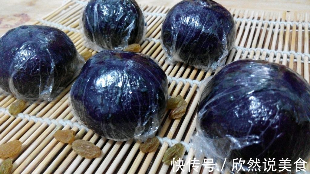 家庭版紫薯豆沙团，制作简单，美味好吃