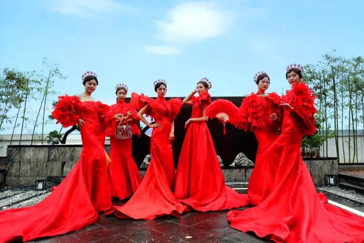 总裁|智者汇聚·如院以偿丨TTC区域产业发展研究院成立暨智汇谷总裁行馆盛妆绽放