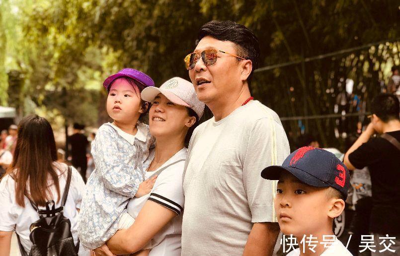 球迷|国乒的冠军收割机,与刘诗雯、孙颖莎成忘年交,郭斌的乒乓球缘分