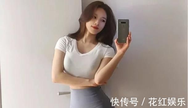 性感|身材好不好关键看曲线,女生体重130斤,粗腿照样也很美