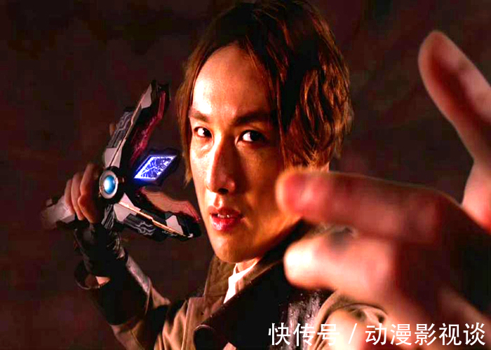 终极Boss|特利迦奥特曼:伊格利斯真是终极Boss?留在地球上是为了获得一件秘密武器