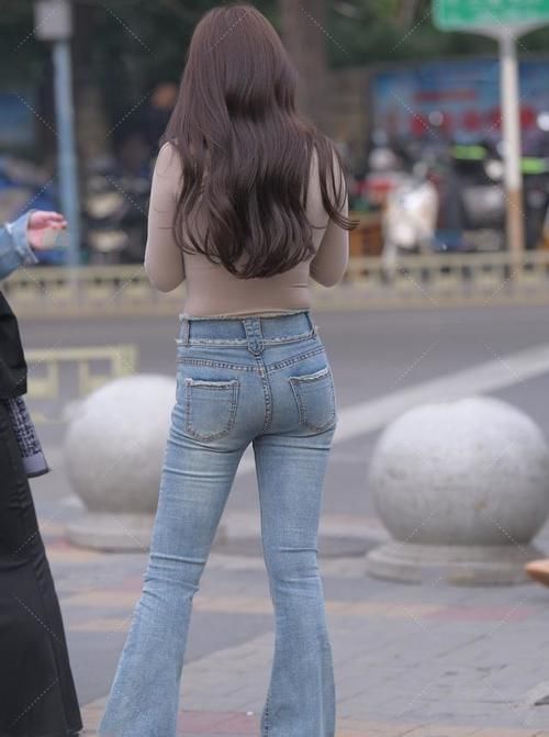 毛衣 靓丽有型的打底裤,舒适又显气质,大气自然!!