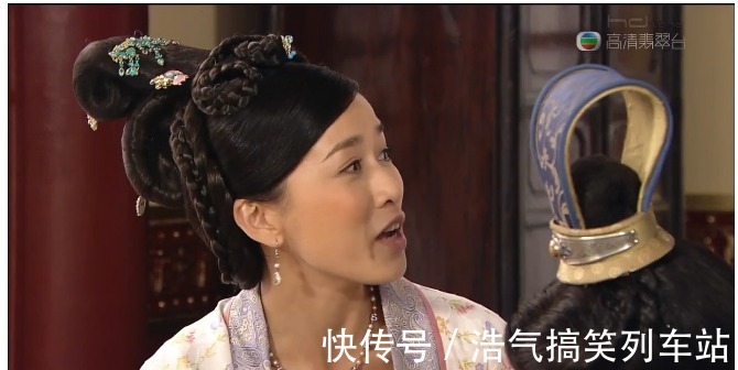 发髻 宫心计:刘三好的首饰:孔雀开屏项链、蓝水钻金钿、蝴蝶大袖衫