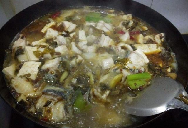  胡椒粉|大厨做酸菜鱼的秘诀，只因多加了一点“它”，鱼片鲜香又入味
